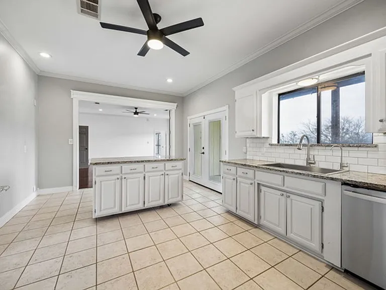108 S Remuda Ct — Photo 21
