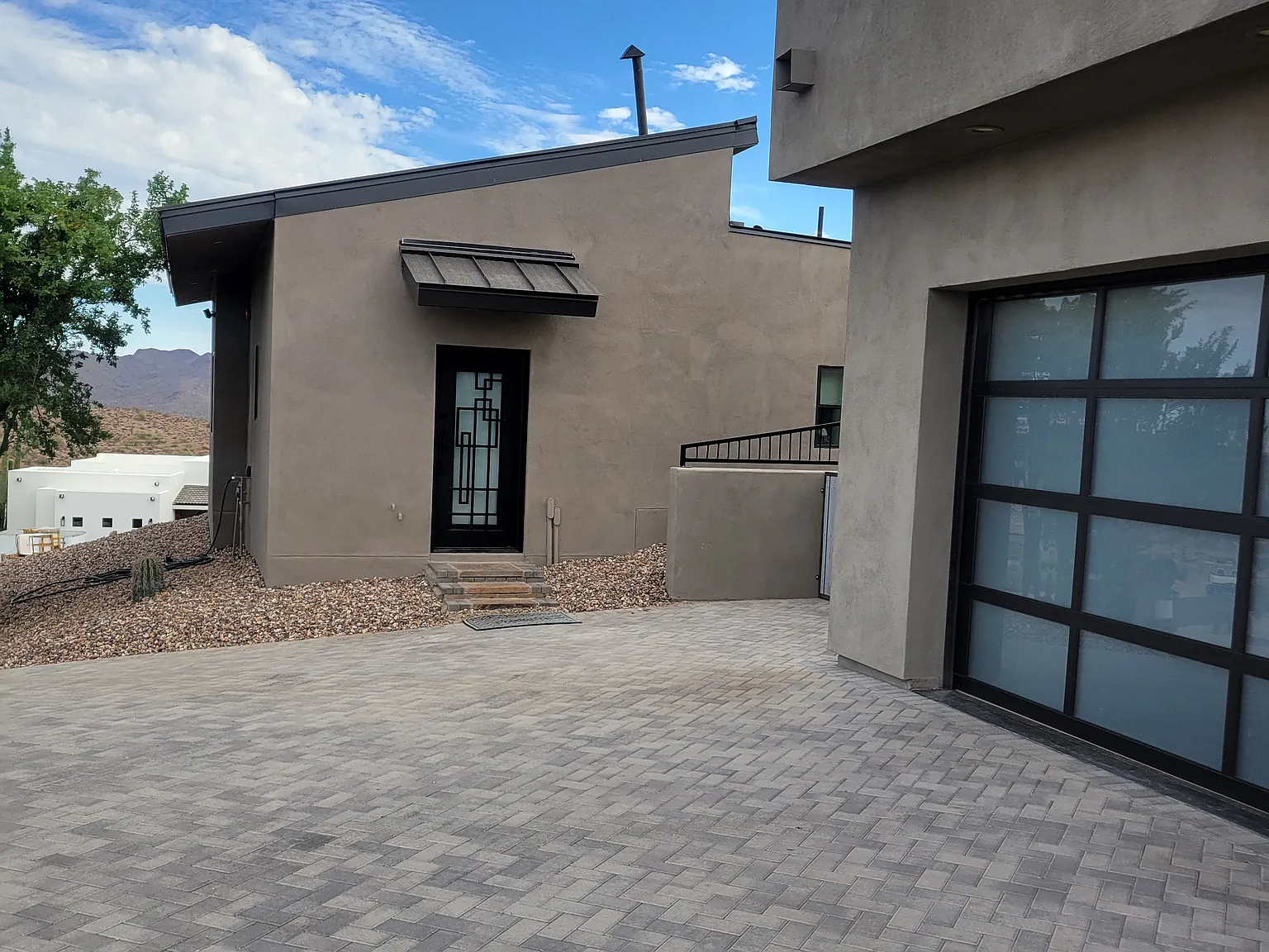13218 N El Pueblo Blvd — Photo 2