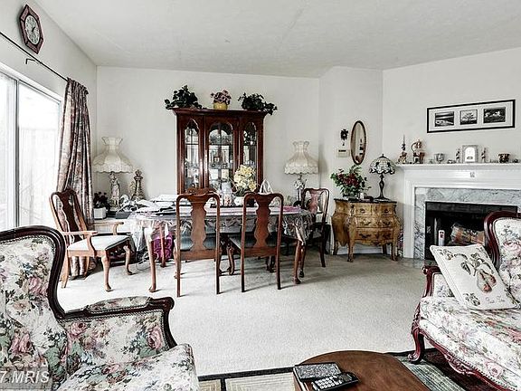 3rd image of 4049 Kimberley Glen Ct