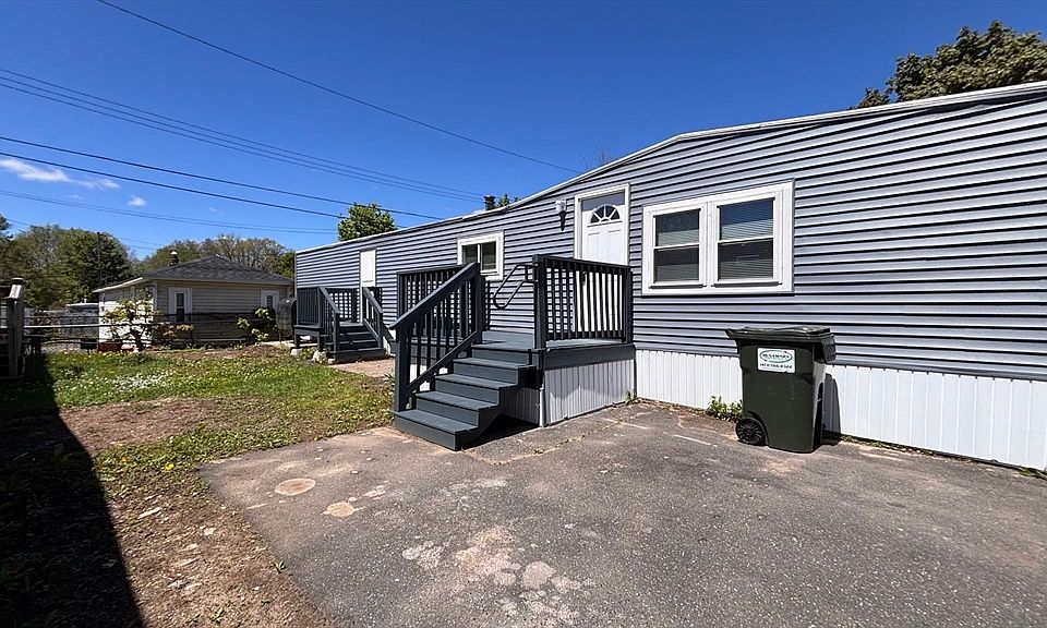 1st image of 229 Miller St #D6