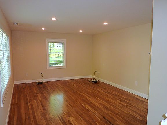 2nd image of 66 Jefferson Ave