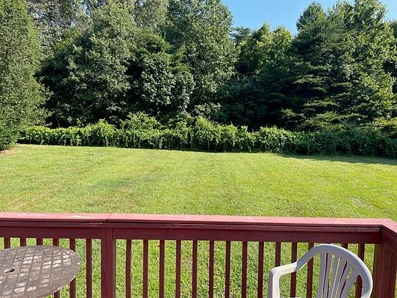 5th image of 1055 Heathwood West Dr