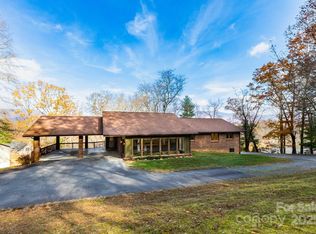 84 Joe Jenkins Rd, Fairview, NC 28730