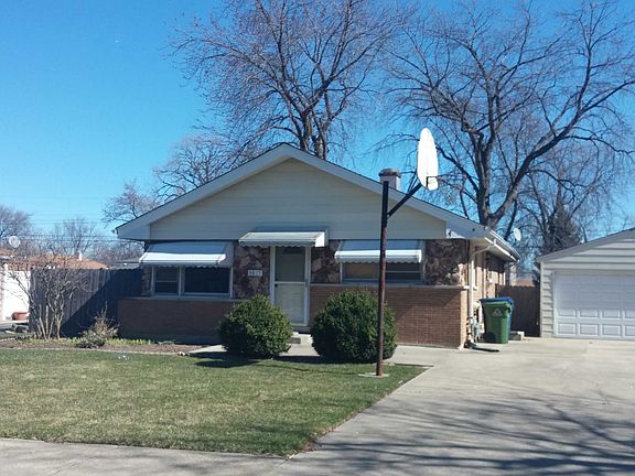 3rd image of 8817 S Moody Ave