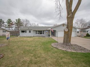 2711 Glen Dr, Merrill, WI 54452