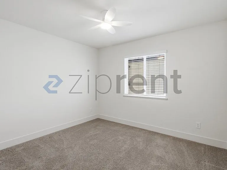 1772 Amazonite Dr — Photo 16