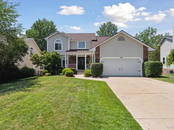 575 Thornehill Trl, Oxford, MI 48371