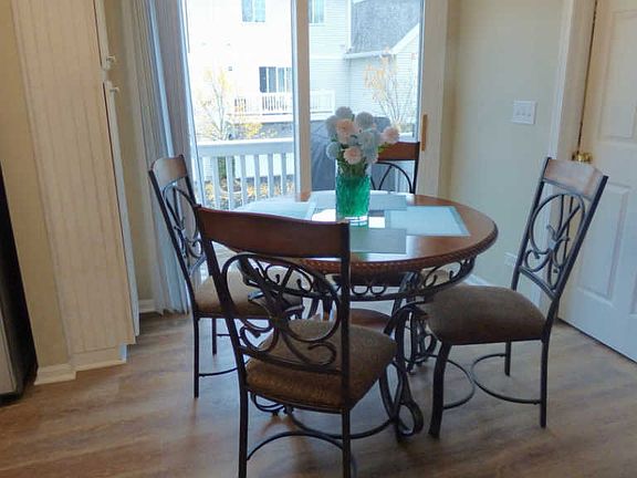 5th image of 1084 Mayfield Dr #1084