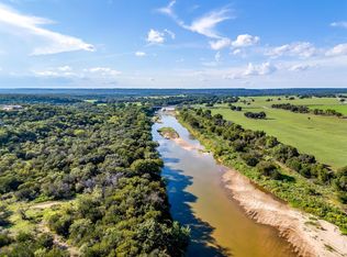 901 Remington Rd, Santo, TX 76472