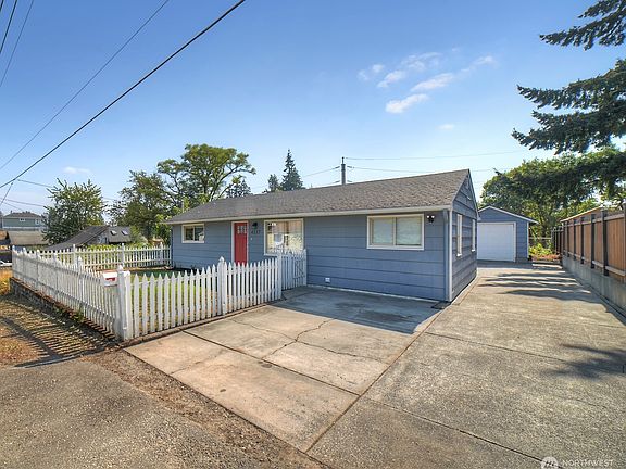 2nd image of 4137 W L St