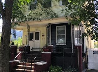 941 S 19th St, Newark, NJ 07108