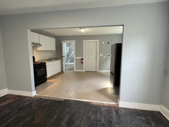 942 N Main Ave, Scranton, PA