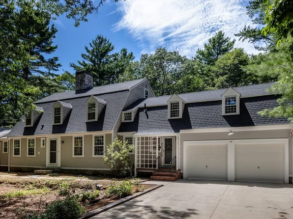 92 Front St, Marion, MA 02738