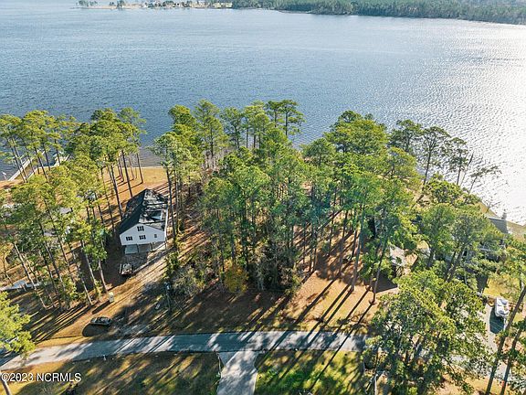 3rd image of 17 & 18 Pungo View Road