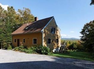 566 Buzzel Hill Rd, Hope, ME 04847