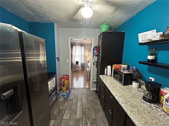 5th image of 3834 W 116th St
