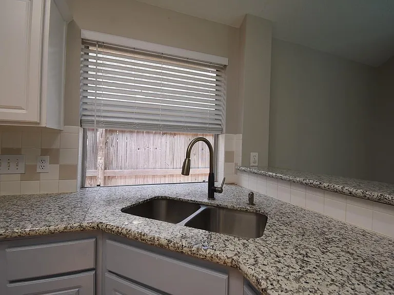 23122 Beech Canyon Dr — Photo 23