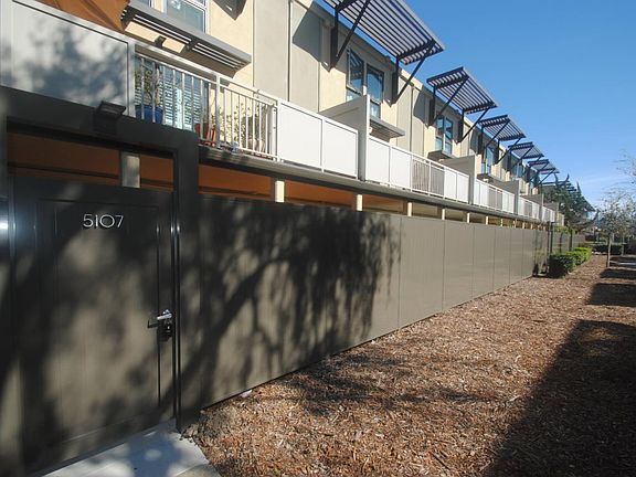 2nd image of Admiralty Ln