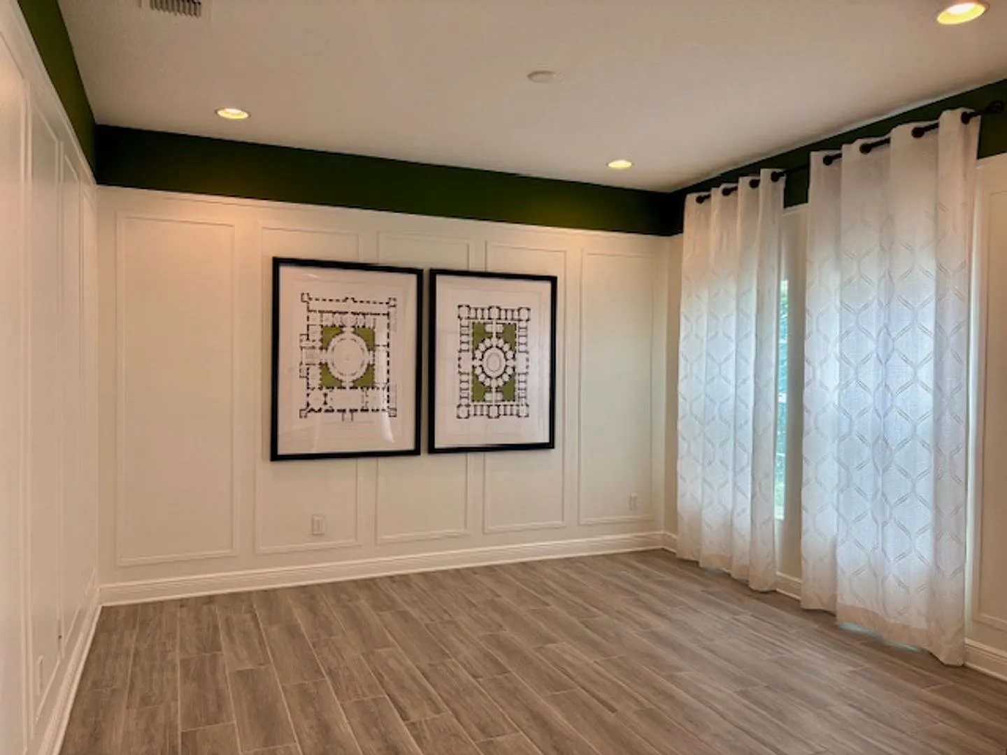 Gorgeous 4-bedroom Model Home in 55+ Community for Rent! — Photo 3