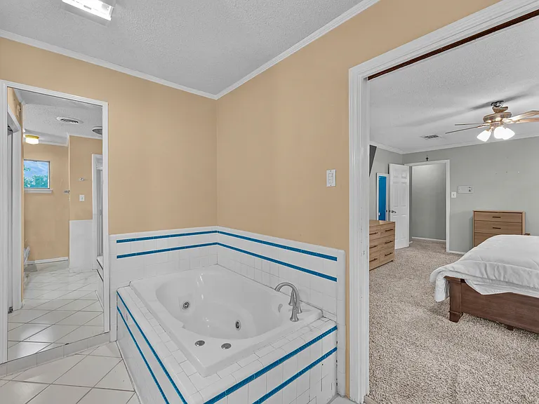 2947 Burnt Oak St — Photo 17