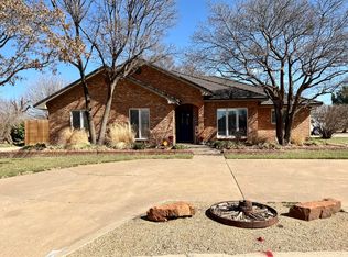 207 S Garland St, Plainview, TX 79072