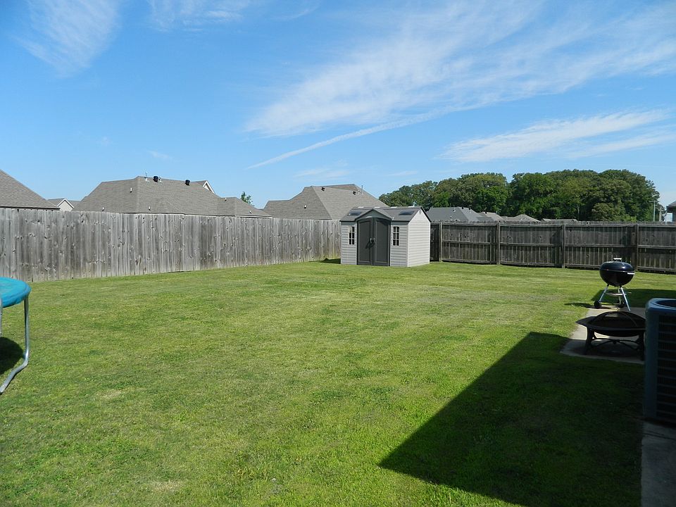 1st image of 814 Boulevard Orleans St