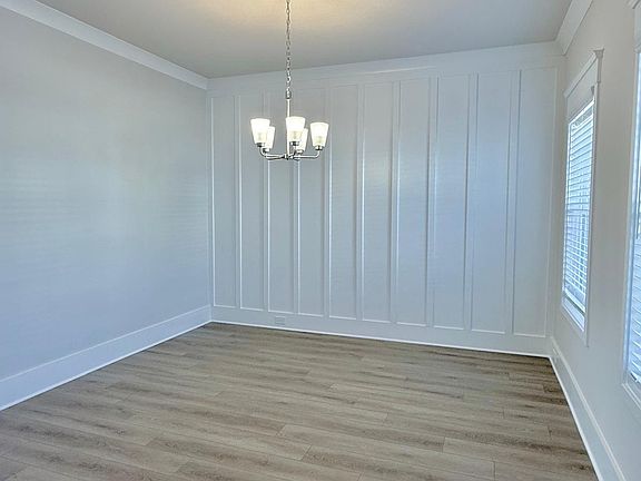 3rd image of 5340 Milford Dr