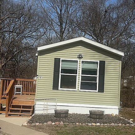 2nd image of 212 Anker Ln #12