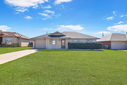 120 Boxer St Photo 1