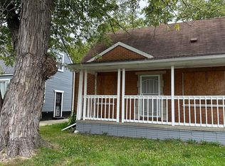 8663 Heyden St, Detroit, MI 48228