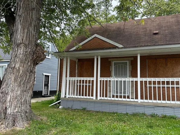 8663 Heyden St, Detroit, MI 48228