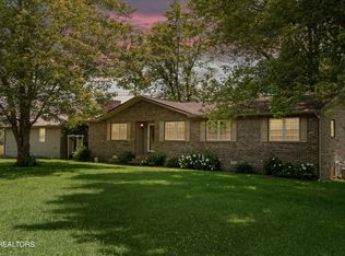 9438 Morgan County Hwy, Sunbright, TN 37872