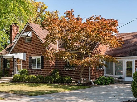 4th image of 400 Dellwood Ave