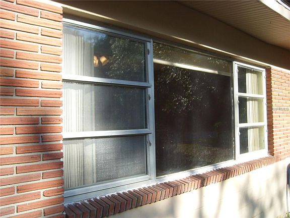 4th image of 607 N Warfield Ave
