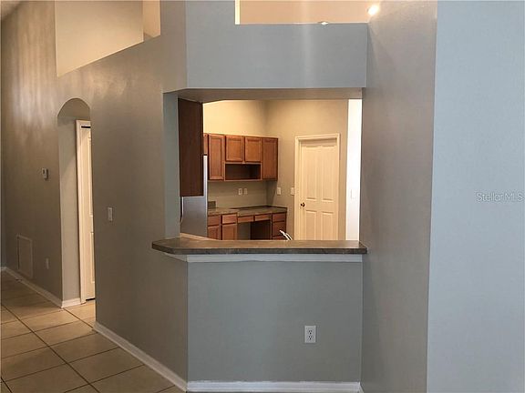 5th image of 6844 Monarch Park Dr