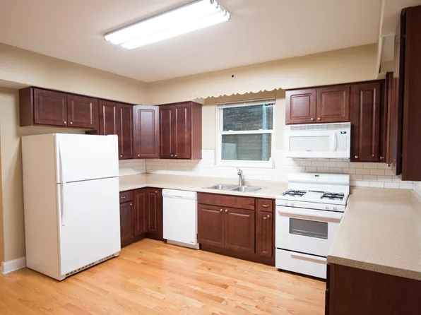 1703 W Irving Park Rd #1, Chicago, IL 60613