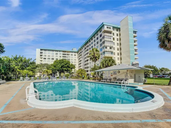 4330 Hillcrest Dr APT 116, Hollywood, FL 33021