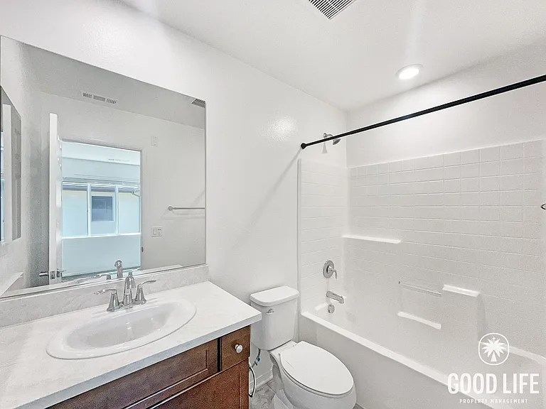 2730 Sparta Rd #13 — Photo 11