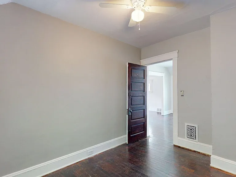3865 W 16th St — Photo 30