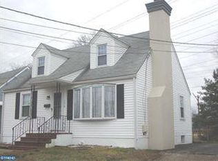 130 Irvington Pl, Hamilton, NJ 08610