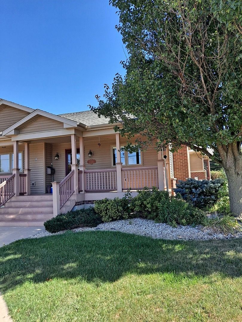 1541 W Main St, Mendota, IL 61342 Zillow
