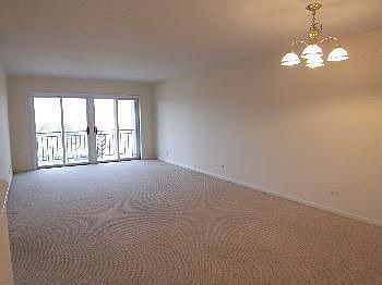 2nd image of 3940 W Bryn Mawr Ave APT 510