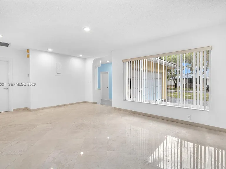 3441 N Hills Dr — Photo 6