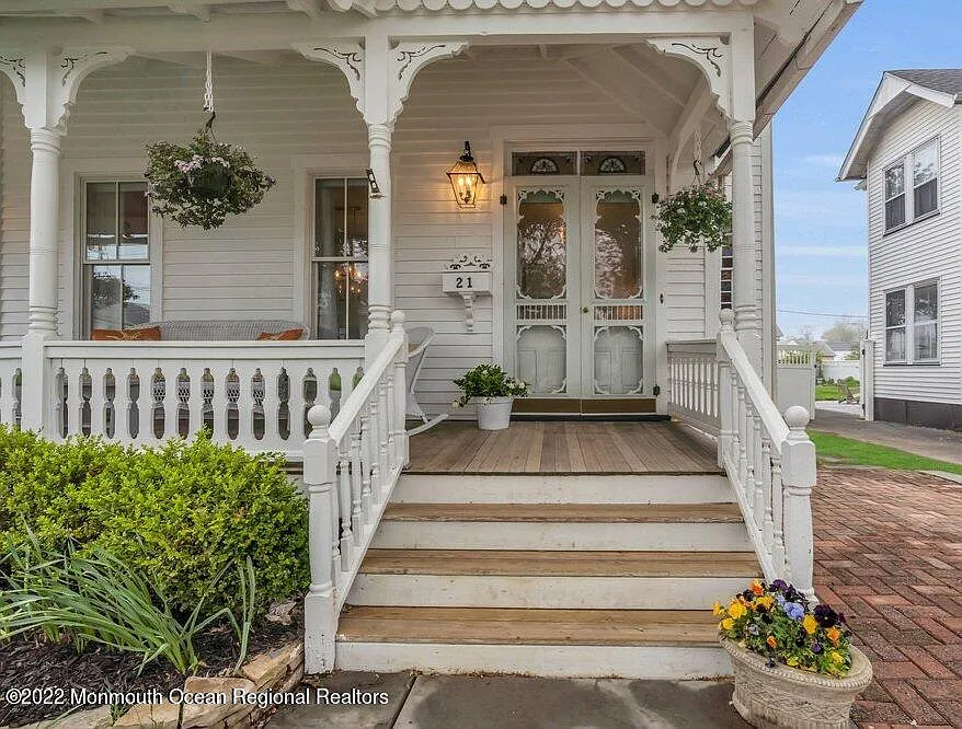 3 bed, 2.5 bath, $5,200 — Photo 3