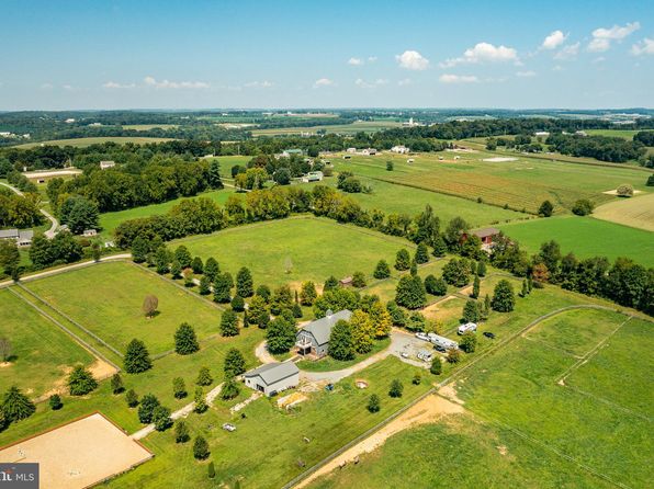 301 High Point Rd, Cochranville, PA 19330