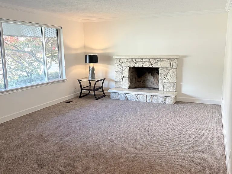 1692 S 550 W — Photo 7