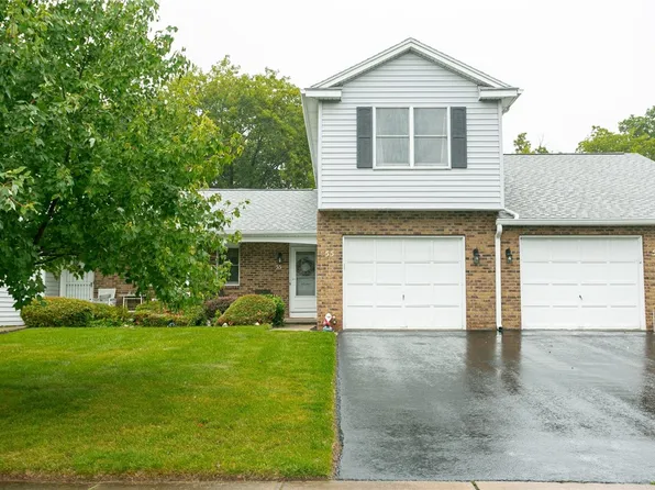 55 Flower Dale Cir, Rochester, NY 14626