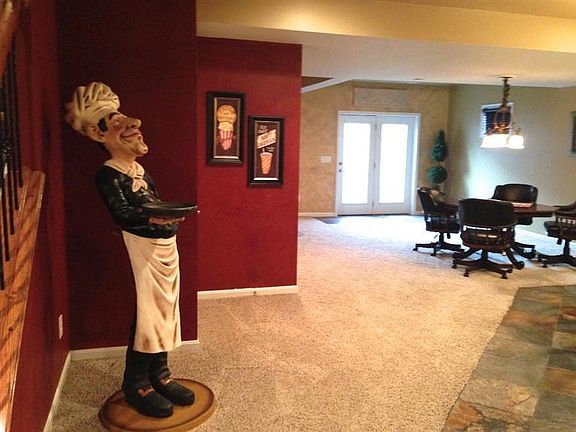 4th image of 7453 Overglen Dr