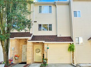 76 Ashley Ln, Staten Island, NY 10309