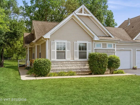2501 Park Ridge Ct #2501, Crest Hill, IL 60403